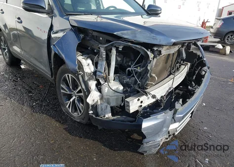 2019 Toyota Highlander Le from USA, damaged, VIN 5TDBZRFH7KS722548